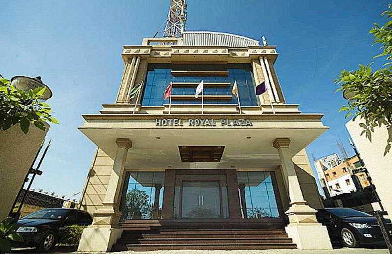 فندق شينايفي  فندق ذا رويال بلازا المظهر الخارجي الصورة